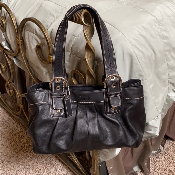 Coach Black hand bag - Picture 1 of 6